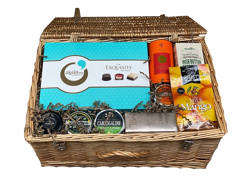 Emerald Banquet Irish Hamper Packed