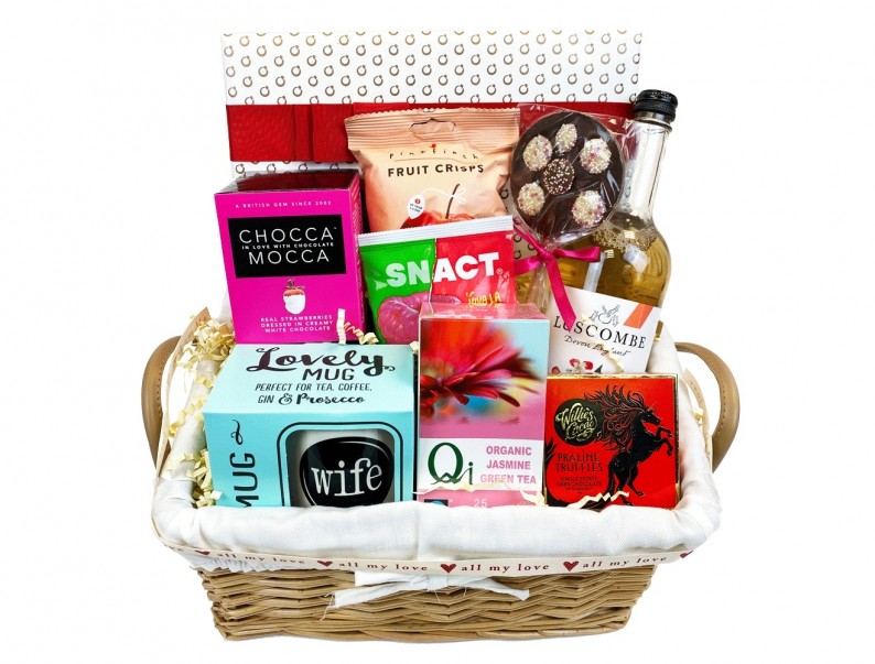 Valentine Gifts with Popular Mug in basket