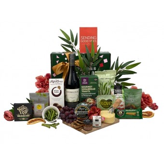Perched Pinot Hamper Gift
