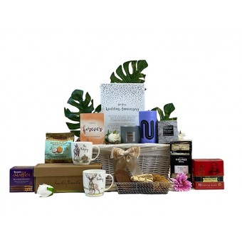 Younger Anniversary Gift Hamper 